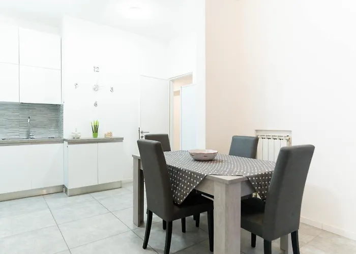 Metro Line C 2 Minutes From Colosseum Apartment *